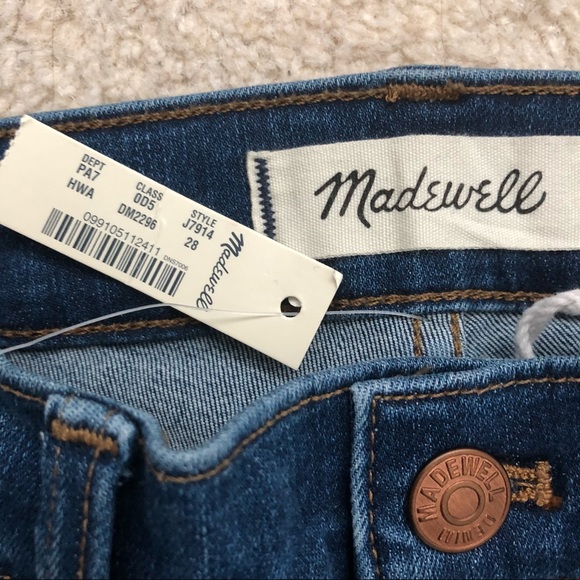 Madewell 10" High-Rise Skinny Jeans in Hanna Wash - Picture 7 of 8
